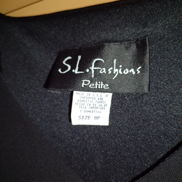 Ladies nwt really nice black dress with fringe size 8 p - Picture 2 of 5